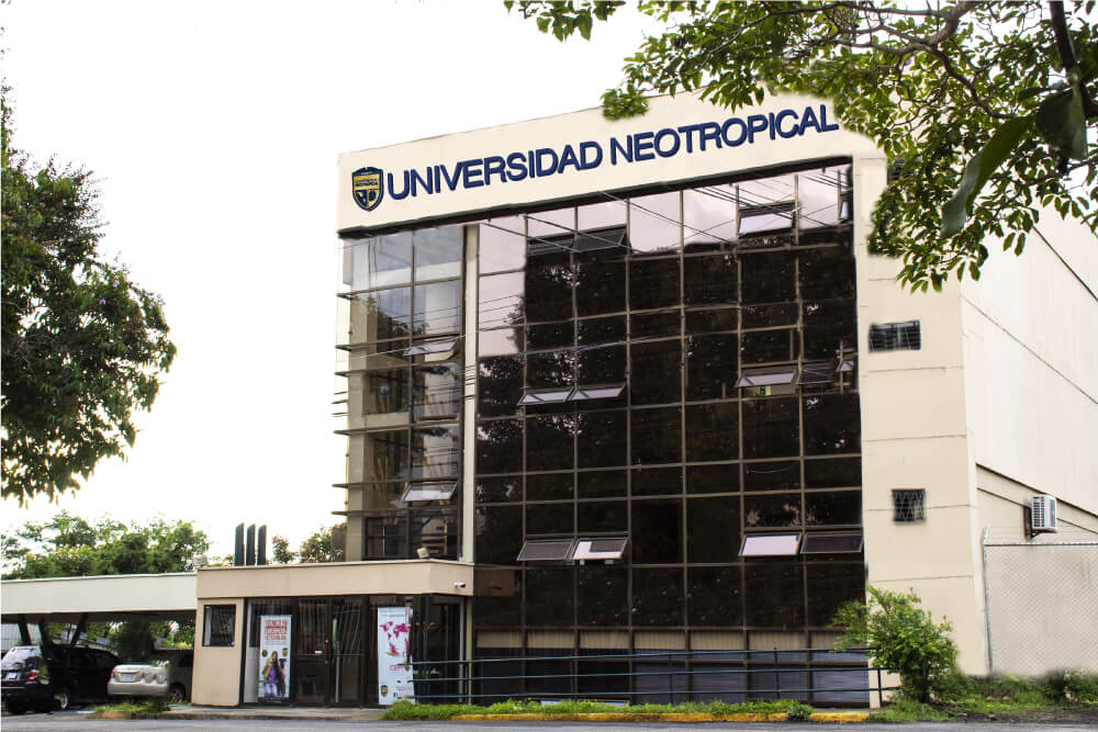 Fachada edificio UNeotropical